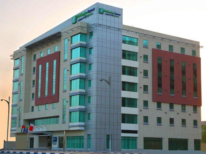 Holiday Inn Express Dubai Jumeirah, An Ihg Hotel Exterior photo