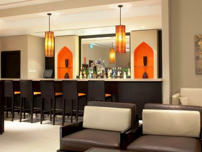 Holiday Inn Express Dubai Jumeirah, An Ihg Hotel Exterior photo